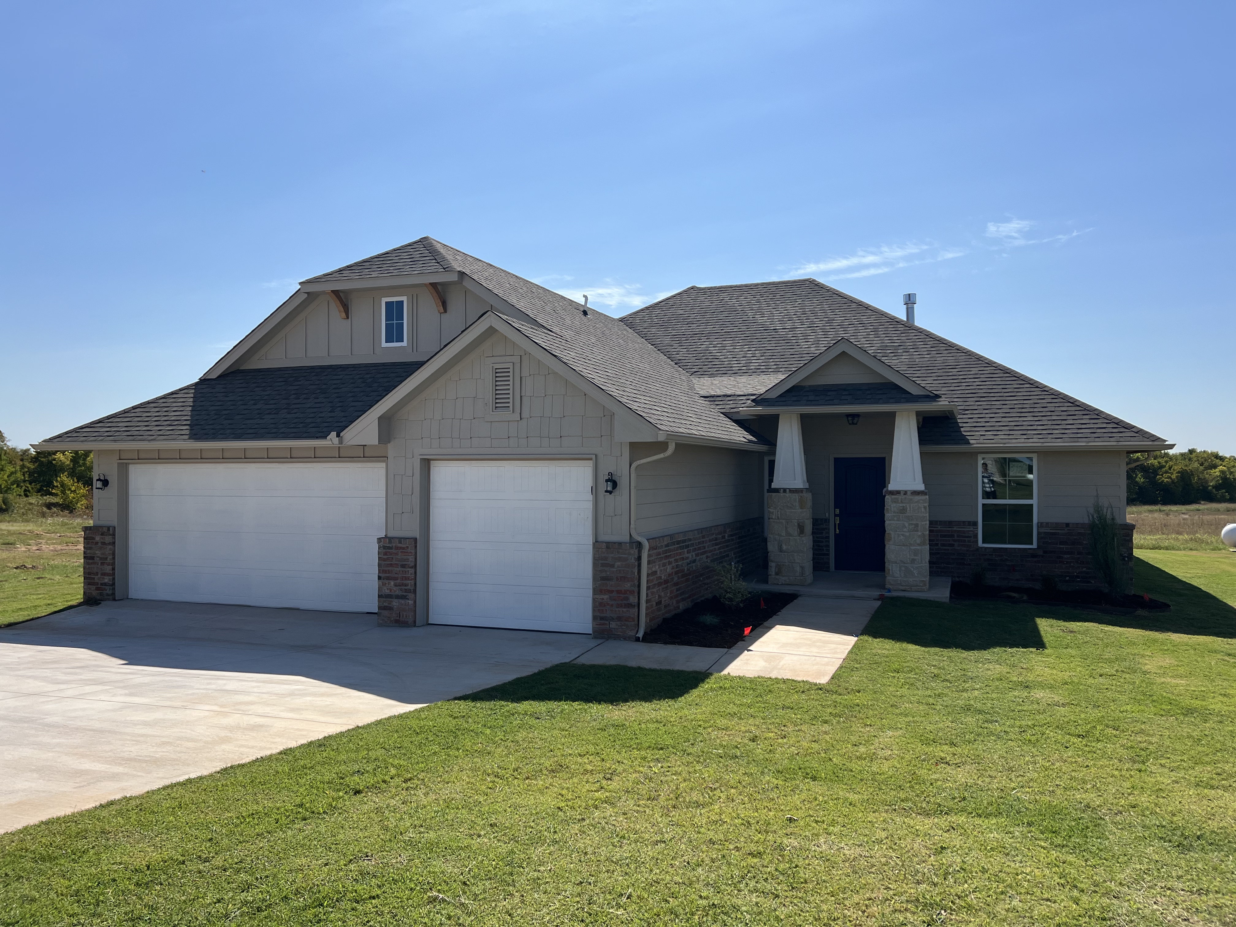 3430 Canadian Trails Ct, Noble, Oklahoma 73068, 4 Bedrooms Bedrooms, ,2 BathroomsBathrooms,House,For Sale,Canadian Trails Ct,1294