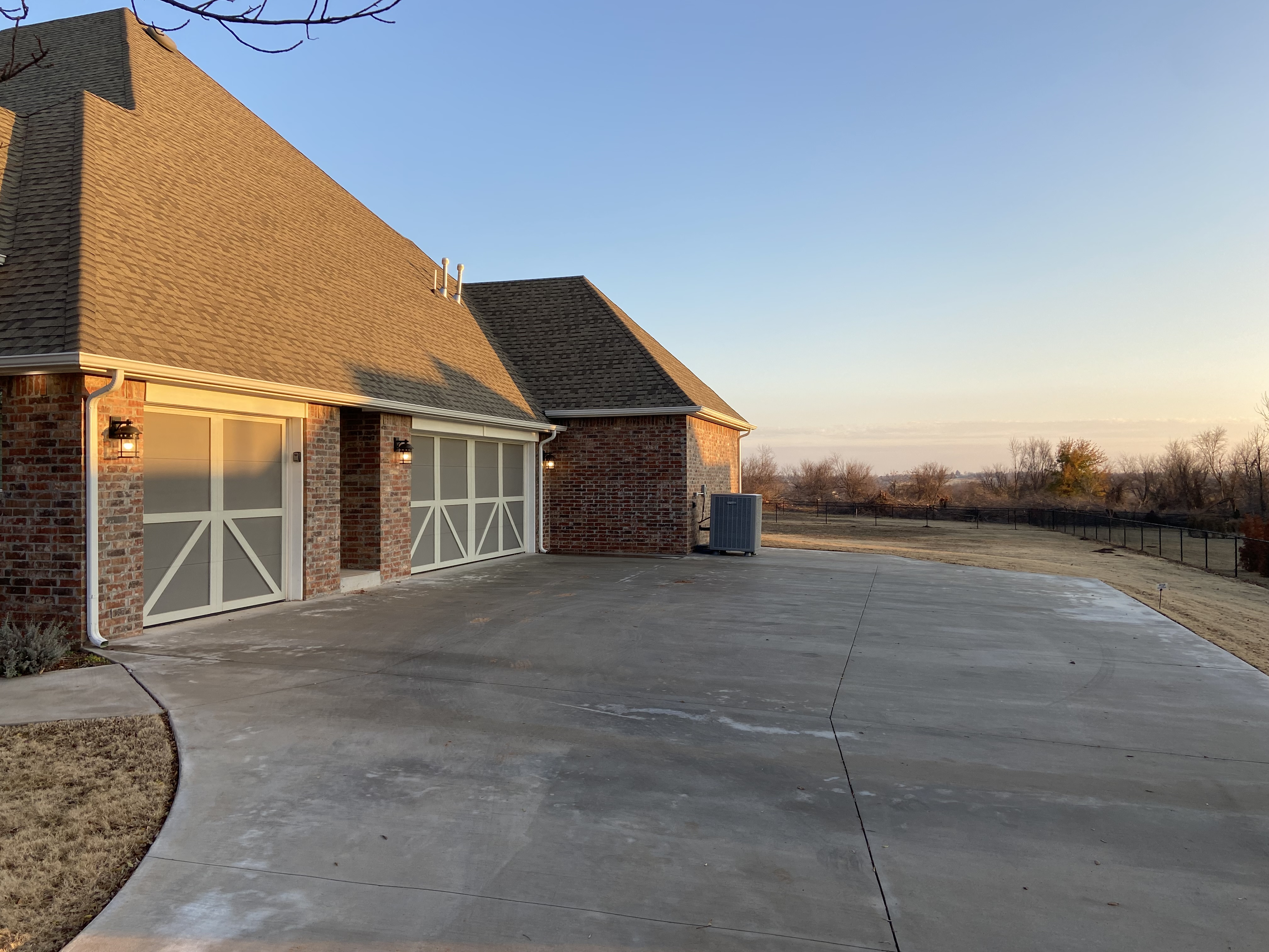 2264 NW 34th Street, Newcastle, Oklahoma 73065, 3 Bedrooms Bedrooms, ,2 BathroomsBathrooms,House,For Sale,NW 34th Street,1358