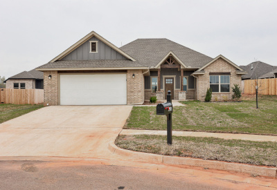 2909 SE 23rd St, Moore, Oklahoma 73160, 3 Bedrooms Bedrooms, ,2 BathroomsBathrooms,House,For Sale,SE 23rd St,1438