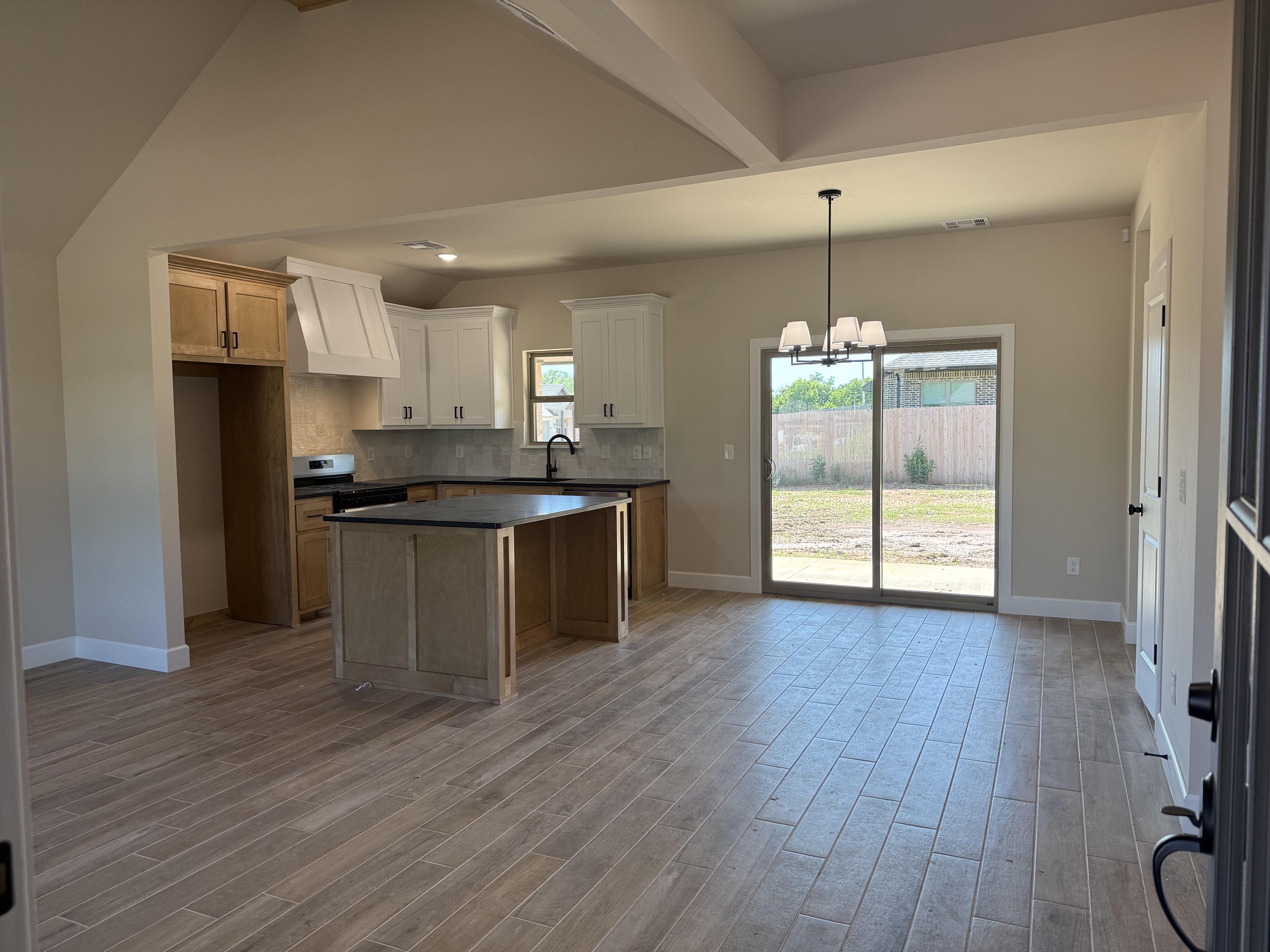 200 Camellia Circle, Noble, Oklahoma 73068, 3 Bedrooms Bedrooms, ,2 BathroomsBathrooms,House,For Sale,Camellia Circle,1538