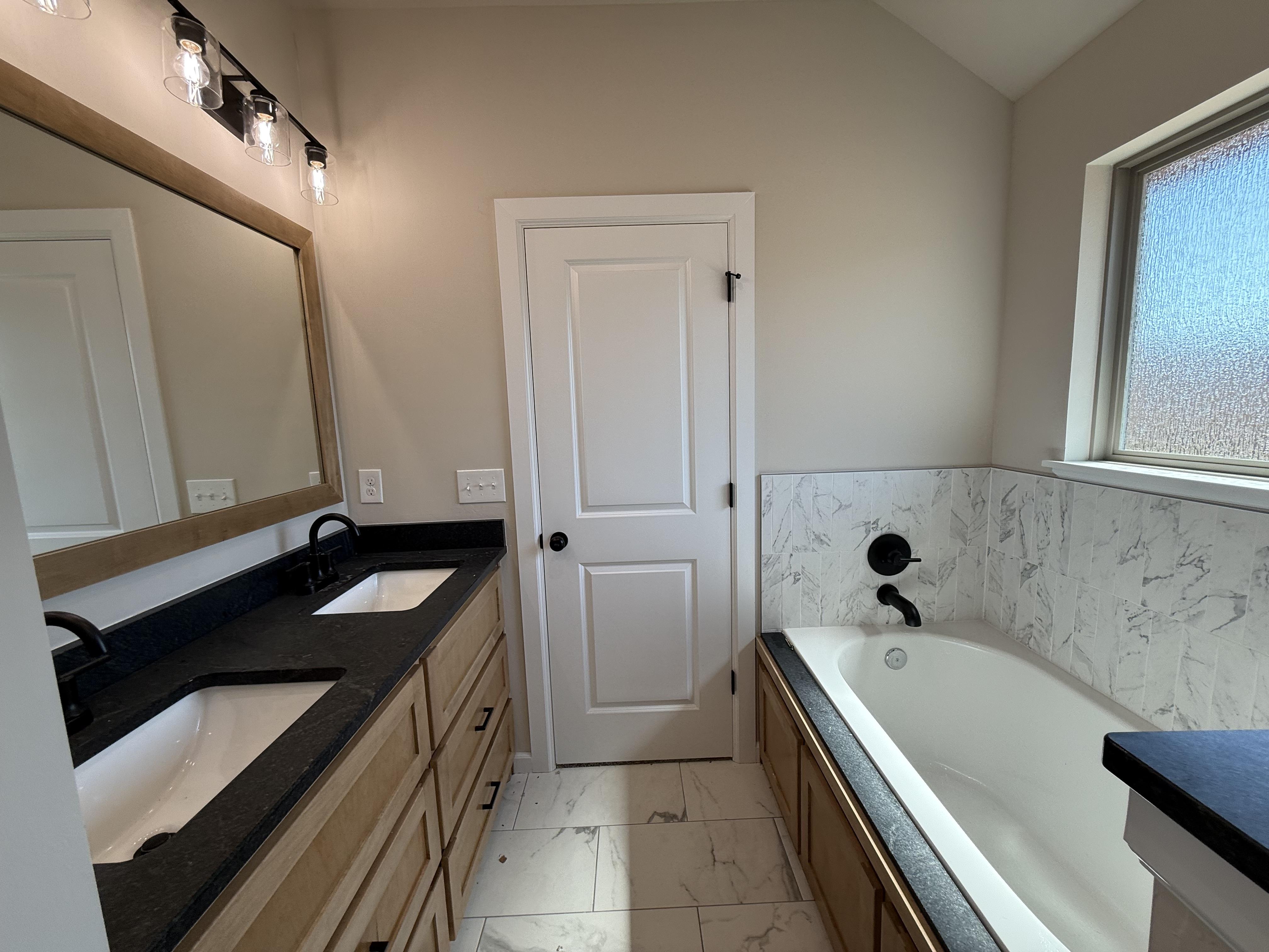 200 Camellia Circle, Noble, Oklahoma 73068, 3 Bedrooms Bedrooms, ,2 BathroomsBathrooms,House,For Sale,Camellia Circle,1538
