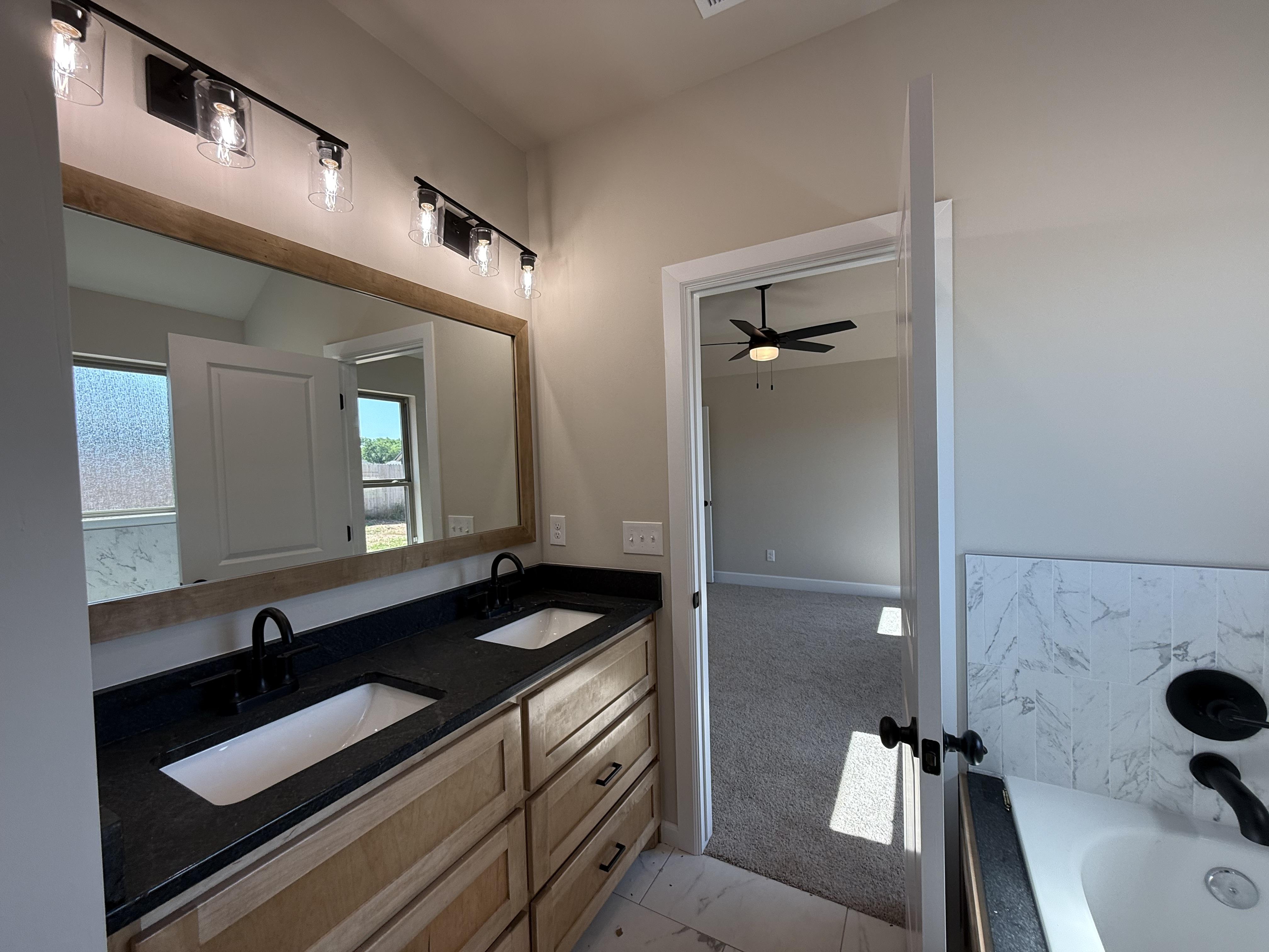 200 Camellia Circle, Noble, Oklahoma 73068, 3 Bedrooms Bedrooms, ,2 BathroomsBathrooms,House,For Sale,Camellia Circle,1538